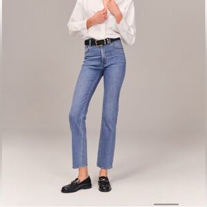 Abercrombie & Fitch Ankle Straight Ultra High Rise - 24 Short